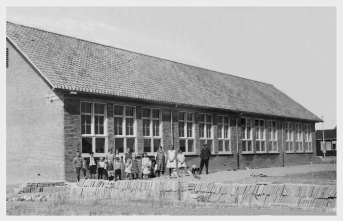 1932 eerste Wieringermeerschool in Slootdorp