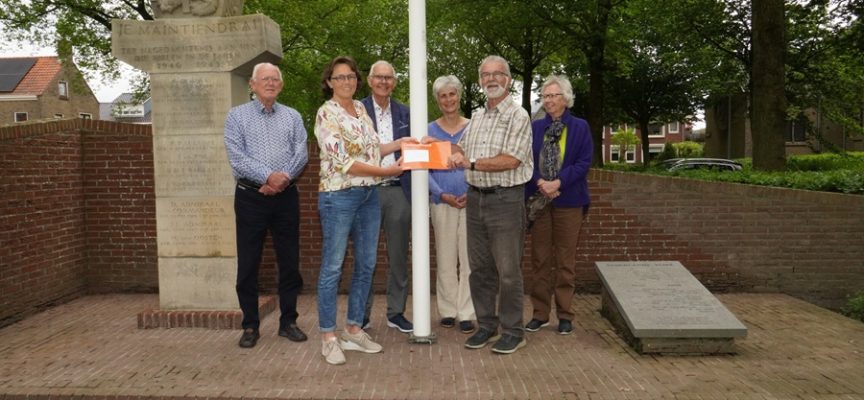 Het Namenboek. Reis langs monumenten